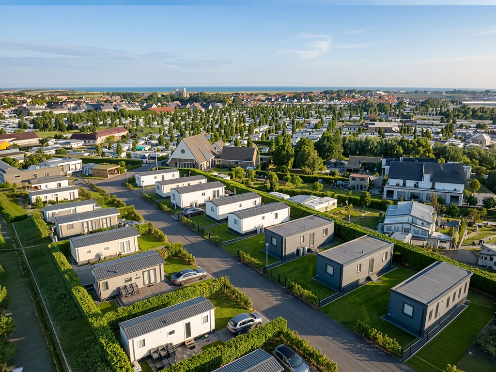 Gloednieuwe camping Lispanne aan de kust